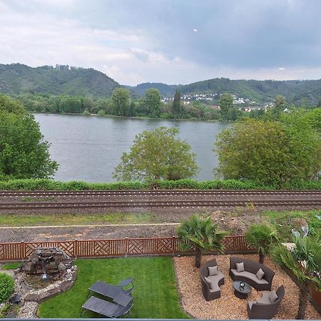 Ferienwohnung Rhens Am Rhein Buitenkant foto