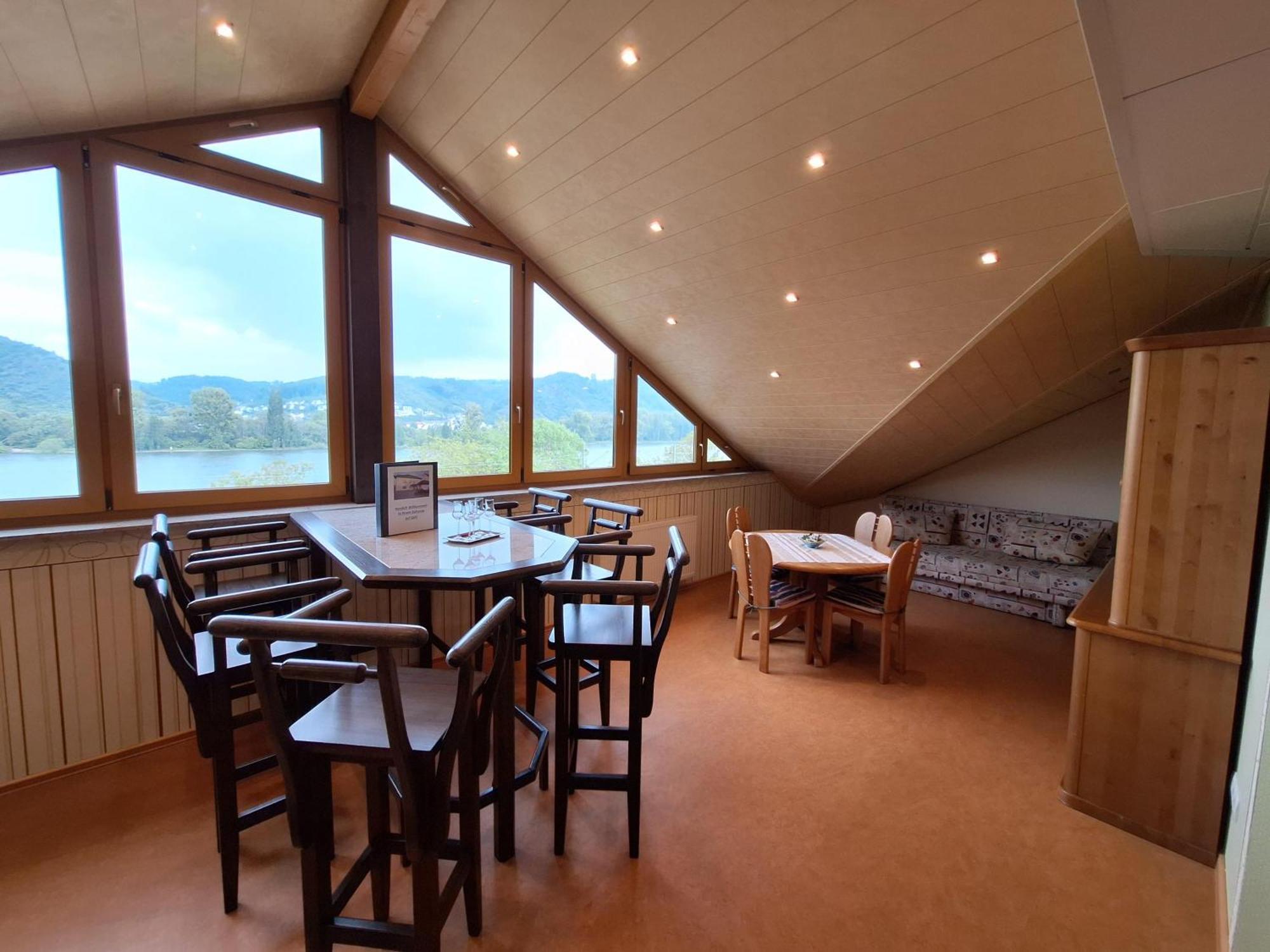 Ferienwohnung Rhens Am Rhein Buitenkant foto